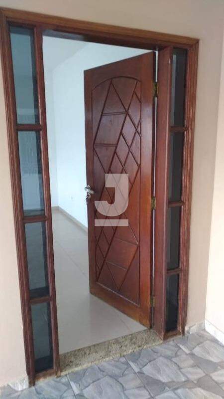 Casa à venda com 3 quartos, 131m² - Foto 7