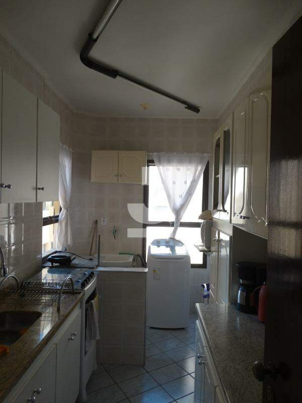 Apartamento à venda com 3 quartos, 158m² - Foto 28