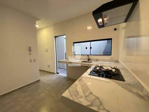 Casa à venda com 2 quartos, 82m² - Foto 11