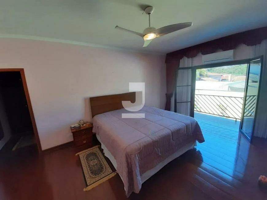 Casa à venda com 4 quartos, 328m² - Foto 12