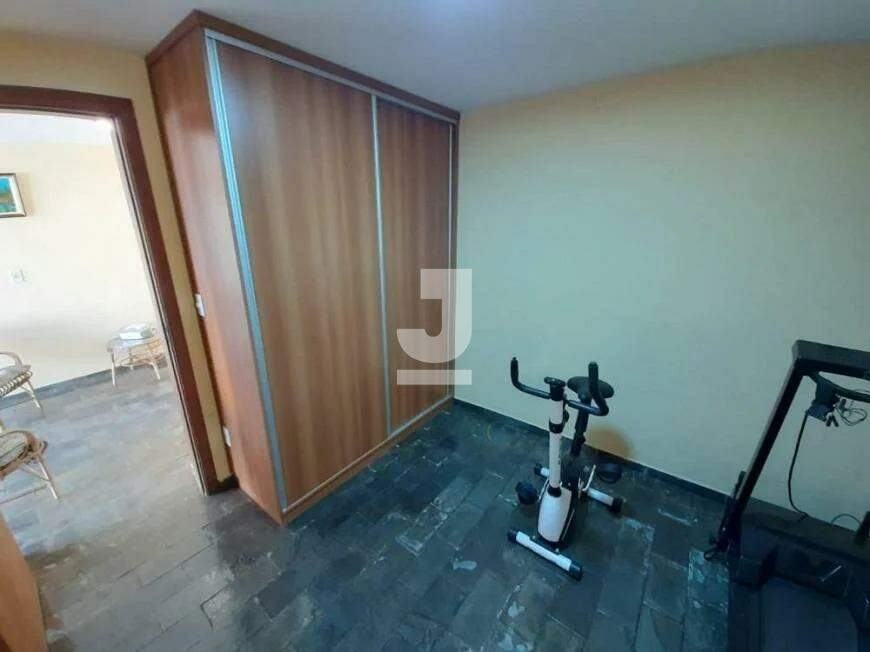 Casa à venda com 4 quartos, 328m² - Foto 29