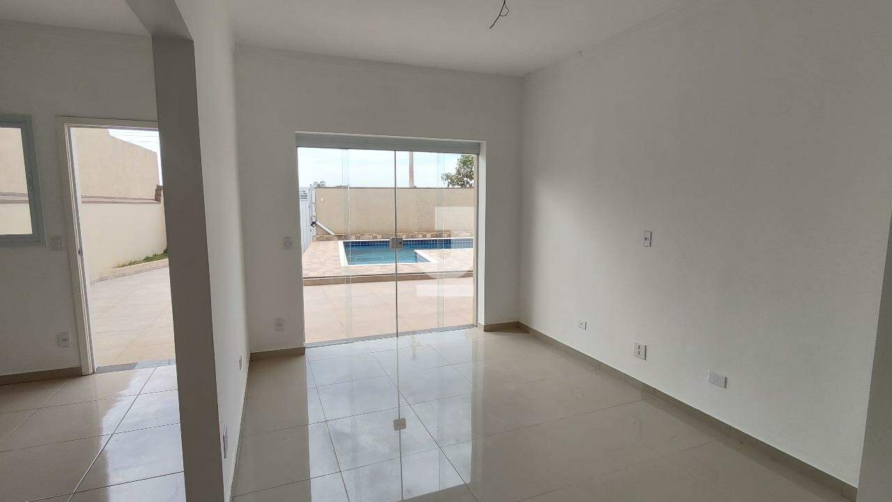 Casa à venda com 3 quartos, 140m² - Foto 9