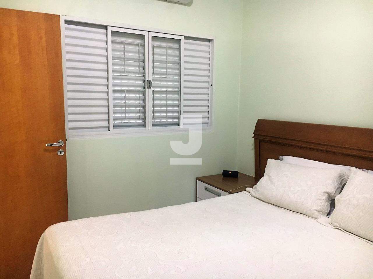 Casa à venda com 2 quartos, 140m² - Foto 14