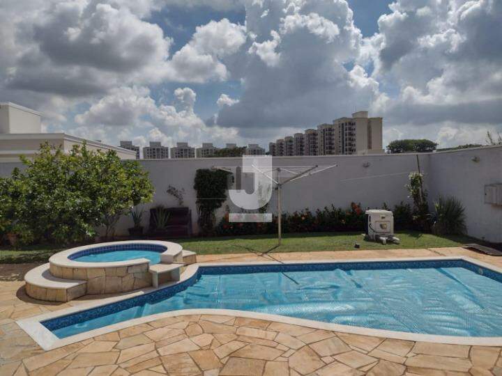 Casa de Condomínio à venda com 3 quartos, 256m² - Foto 17