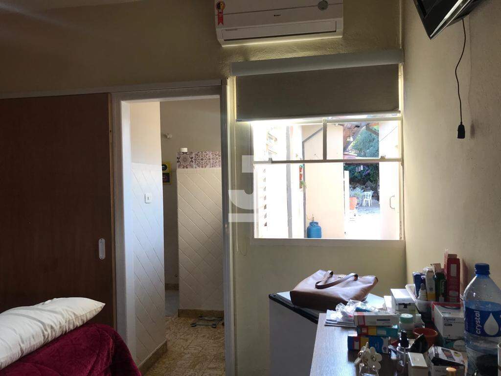 Casa à venda com 3 quartos, 220m² - Foto 11