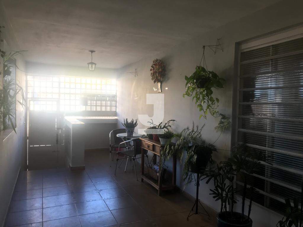 Casa à venda com 3 quartos, 220m² - Foto 13