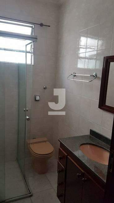 Casa à venda com 3 quartos, 238m² - Foto 18