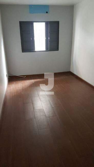 Casa à venda com 3 quartos, 238m² - Foto 14