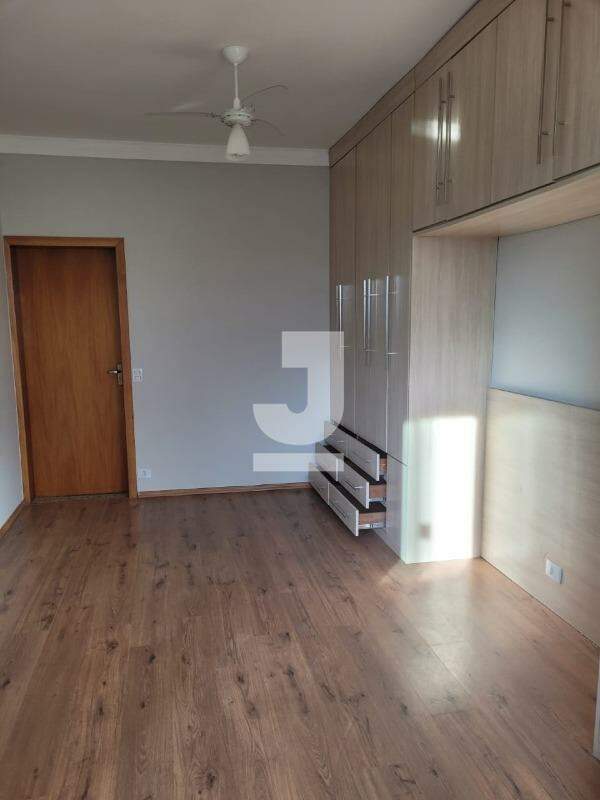 Casa à venda com 4 quartos, 181m² - Foto 9