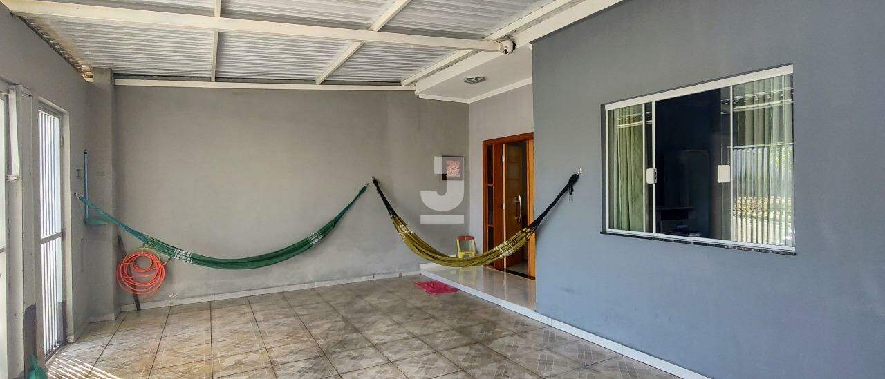 Casa à venda com 3 quartos, 120m² - Foto 2