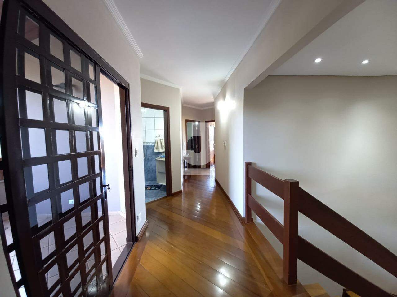 Casa à venda com 4 quartos, 390m² - Foto 29