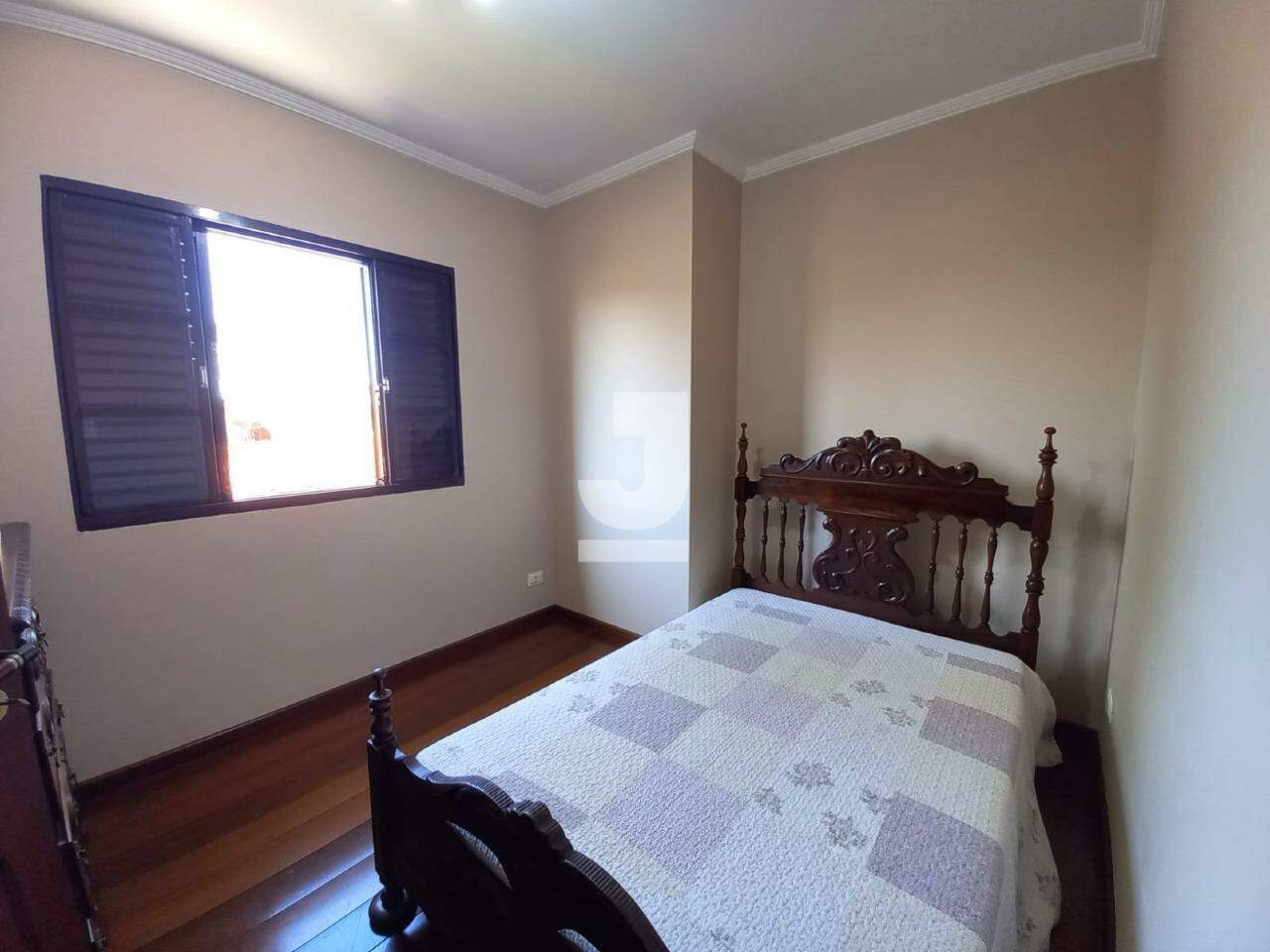 Casa à venda com 4 quartos, 390m² - Foto 18