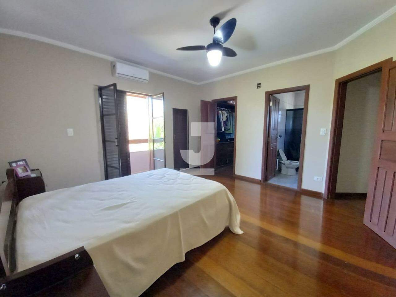 Casa à venda com 4 quartos, 390m² - Foto 10