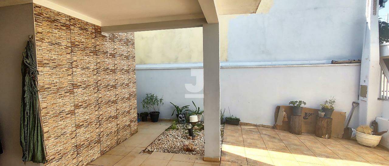 Casa à venda com 3 quartos, 107m² - Foto 4