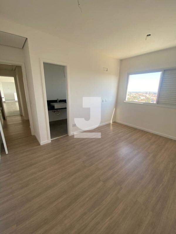 Apartamento à venda com 3 quartos, 138m² - Foto 6