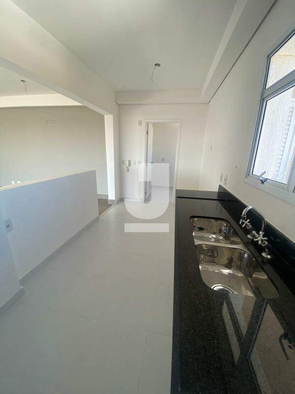 Apartamento à venda com 3 quartos, 138m² - Foto 20