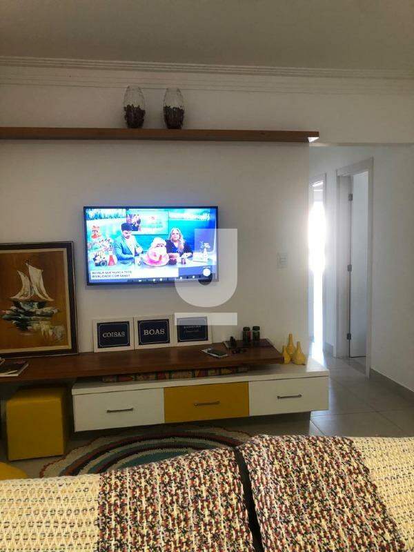 Apartamento à venda com 3 quartos, 123m² - Foto 4