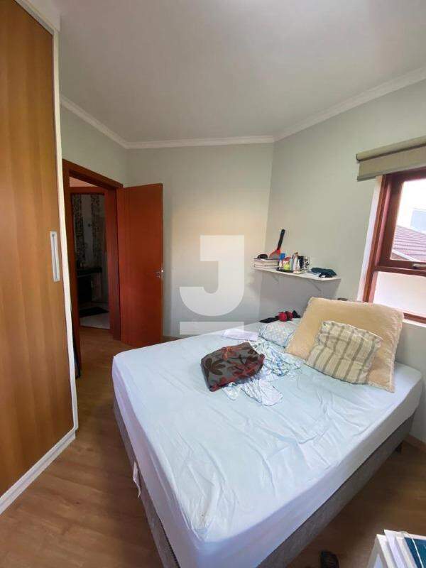 Casa à venda com 3 quartos, 229m² - Foto 12