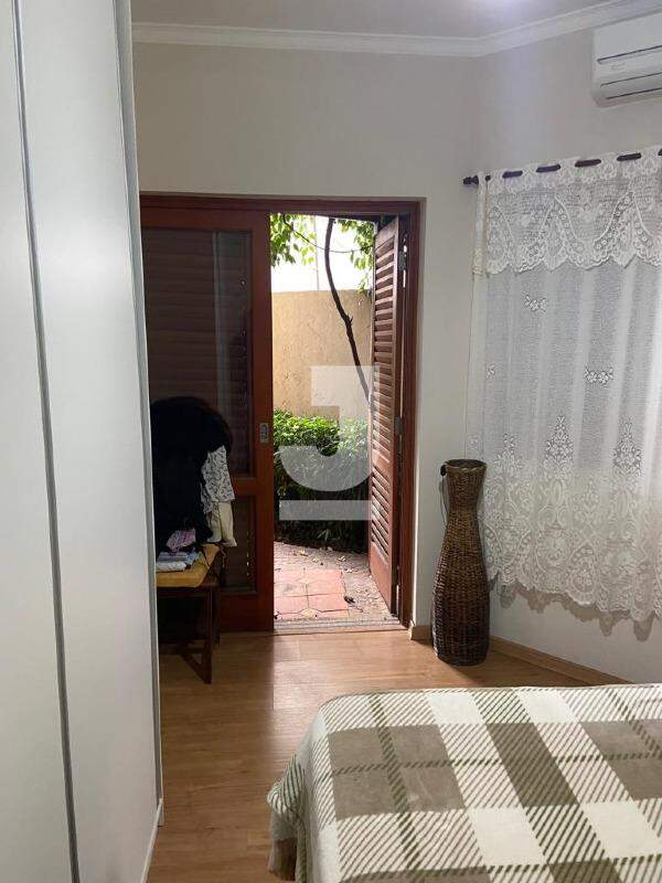 Casa à venda com 3 quartos, 229m² - Foto 46