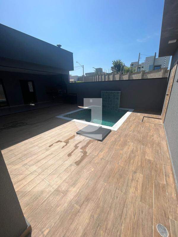 Casa à venda com 3 quartos, 188m² - Foto 5