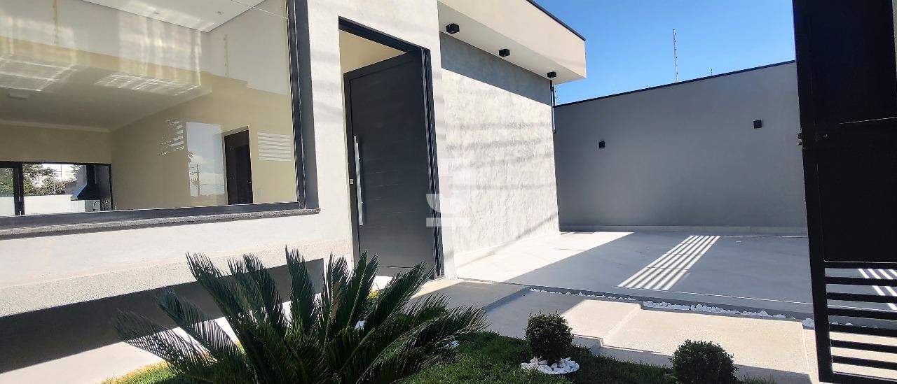 Casa à venda com 3 quartos, 156m² - Foto 3