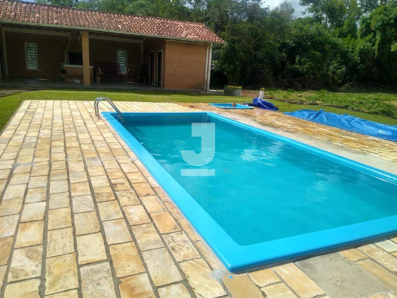 Fazenda à venda com 5 quartos, 100m² - Foto 1