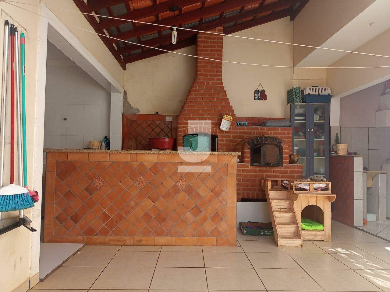 Casa à venda com 6 quartos, 246m² - Foto 31