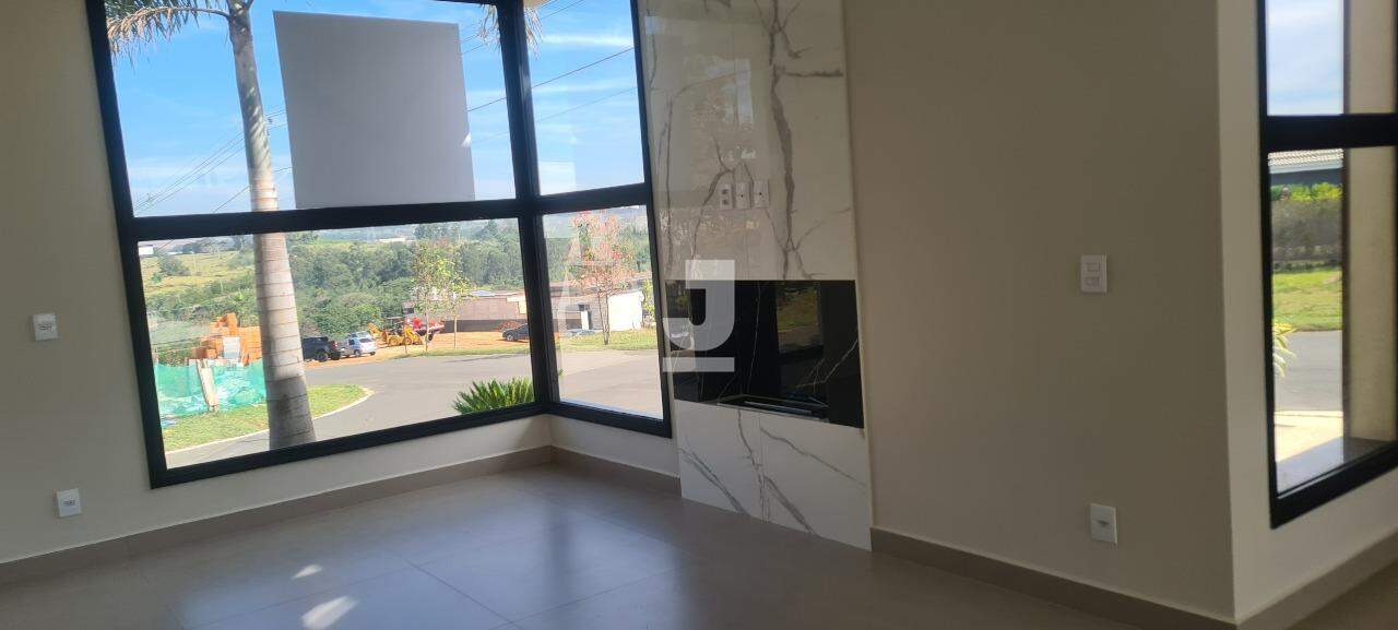 Casa de Condomínio à venda com 4 quartos, 330m² - Foto 14