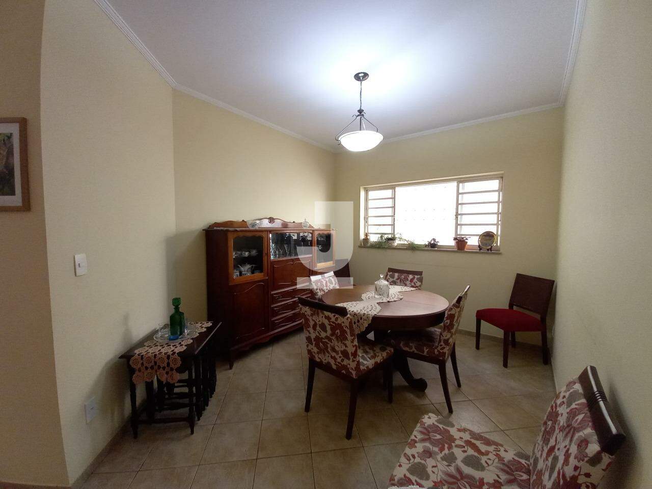 Casa à venda com 4 quartos, 223m² - Foto 5