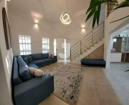 Casa à venda com 4 quartos, 275m² - Foto 3