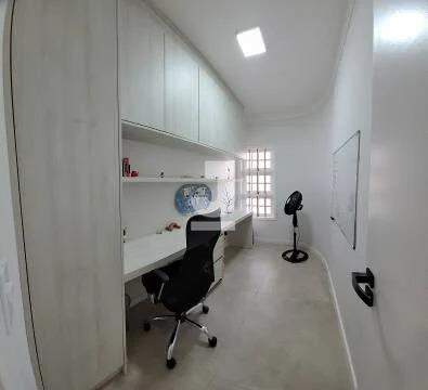 Casa à venda com 4 quartos, 275m² - Foto 16