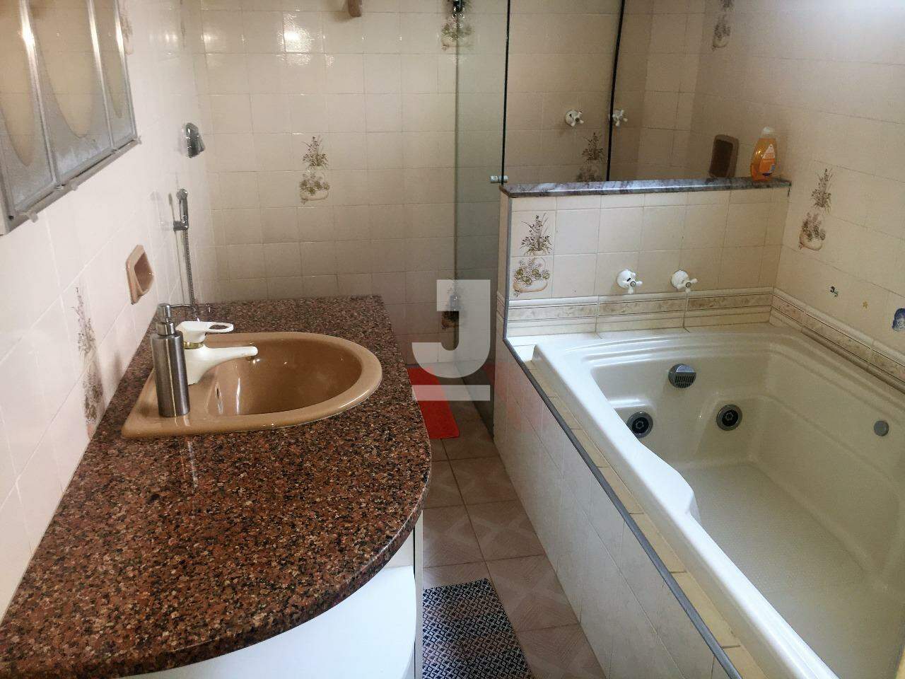 Casa à venda com 3 quartos, 300m² - Foto 27