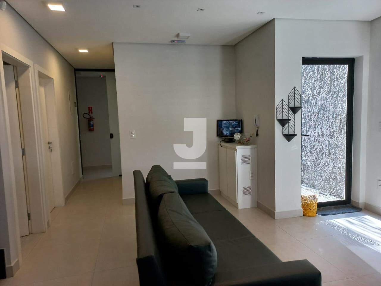 Casa à venda com 3 quartos, 189m² - Foto 3