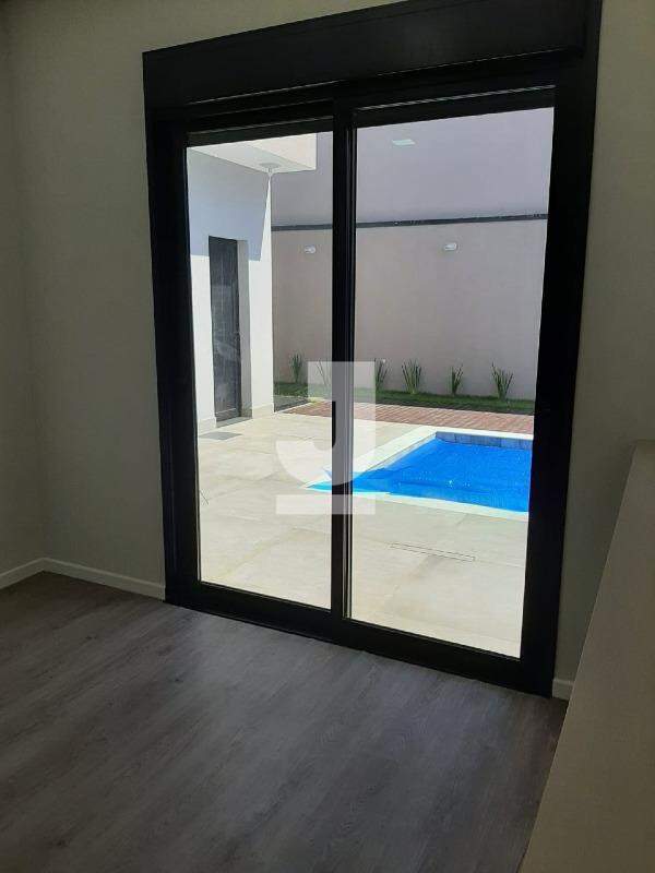 Casa de Condomínio à venda com 3 quartos, 206m² - Foto 18