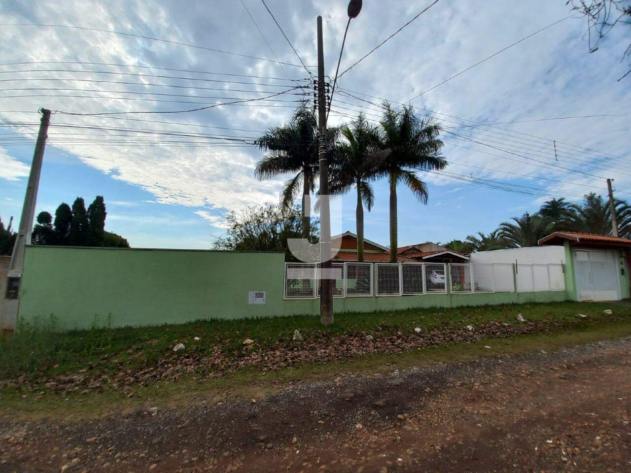 Casa à venda com 5 quartos, 400m² - Foto 2