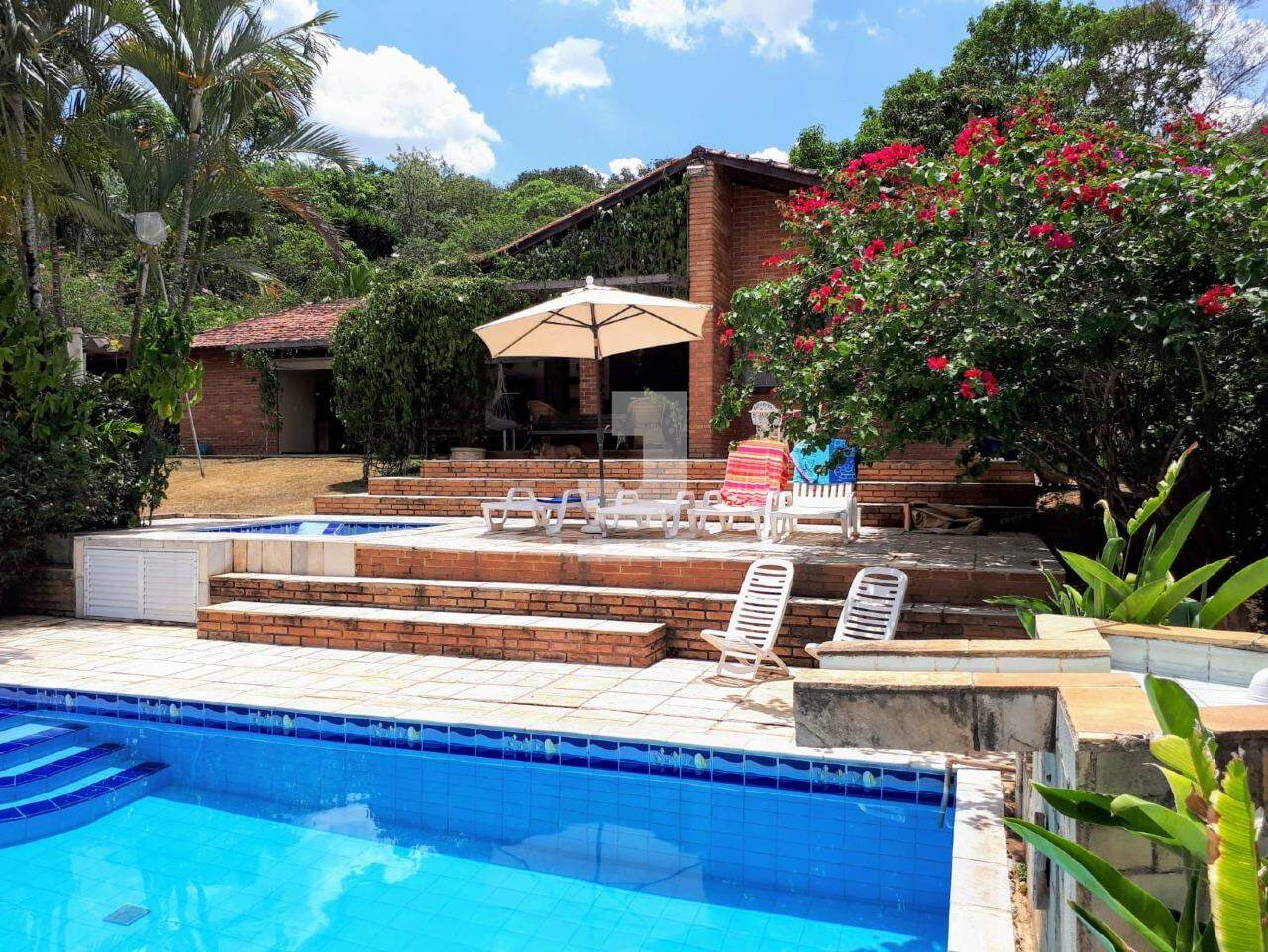 Casa de Condomínio à venda com 4 quartos, 393m² - Foto 12