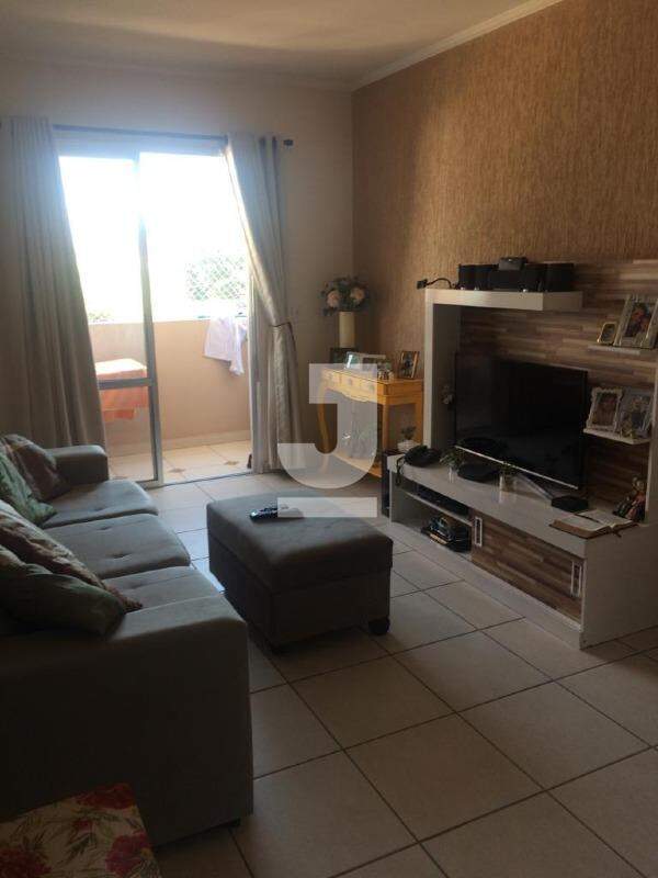 Apartamento à venda com 2 quartos, 76m² - Foto 1