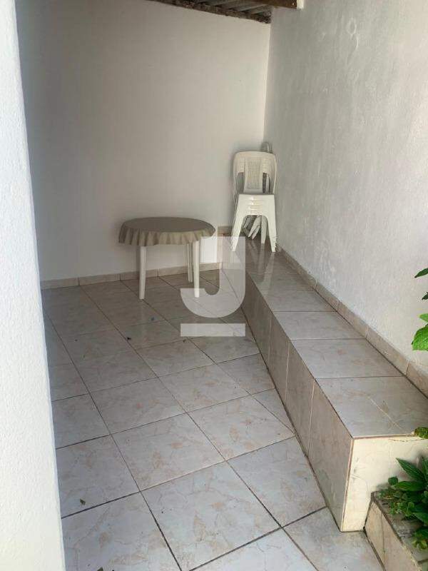 Casa à venda com 3 quartos, 250m² - Foto 25