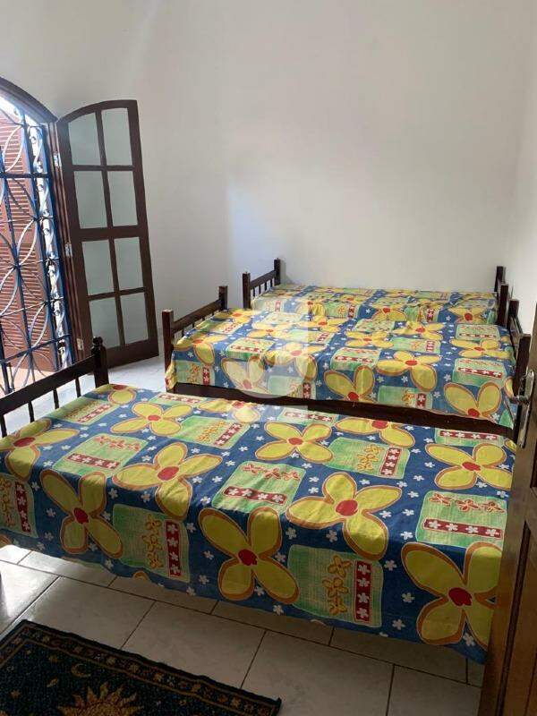 Casa à venda com 3 quartos, 250m² - Foto 16