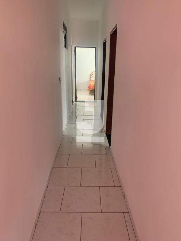 Casa à venda com 3 quartos, 250m² - Foto 9