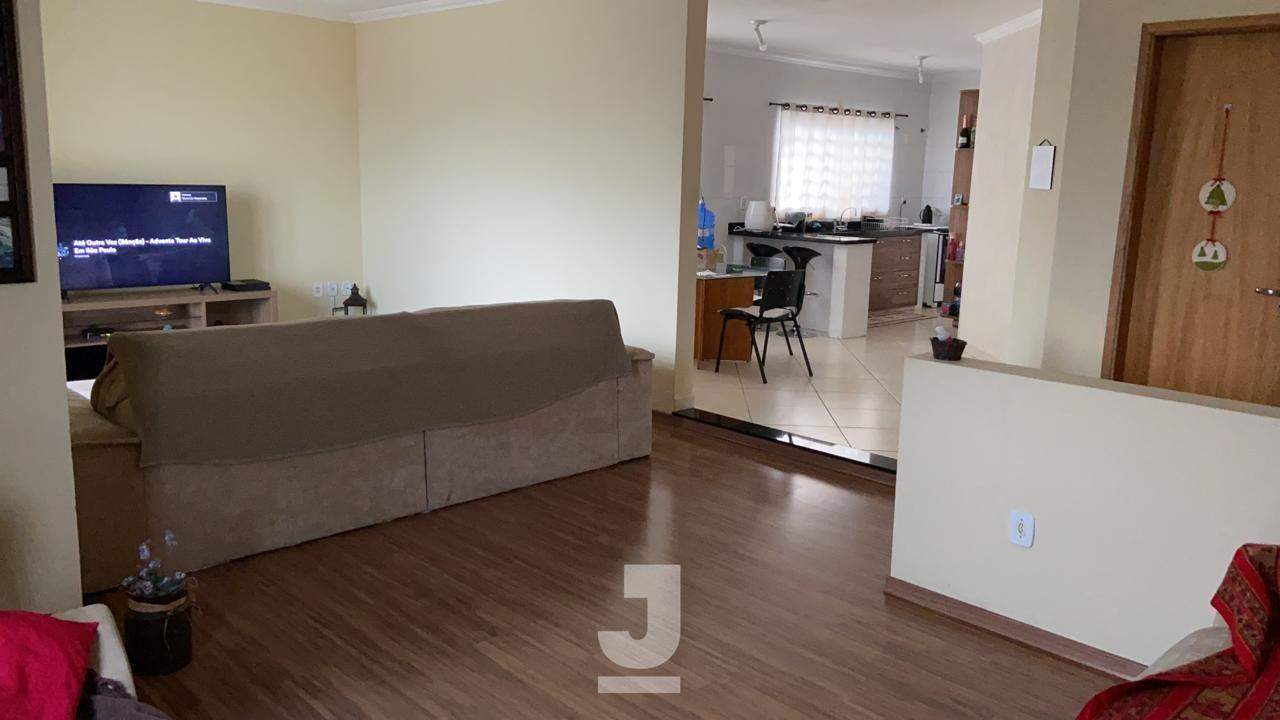 Casa à venda com 3 quartos, 222m² - Foto 5