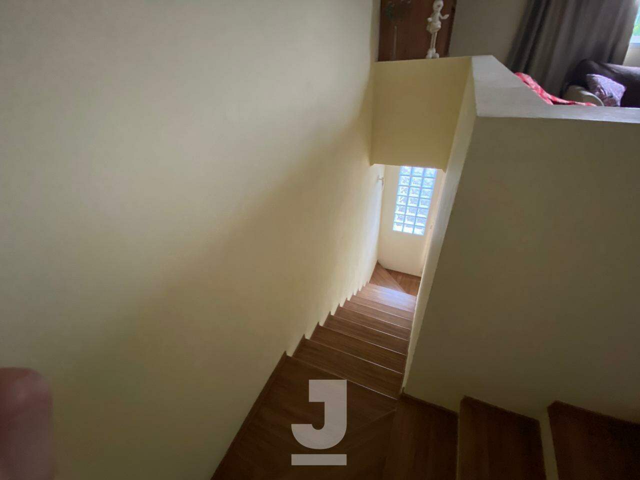 Casa à venda com 3 quartos, 222m² - Foto 11