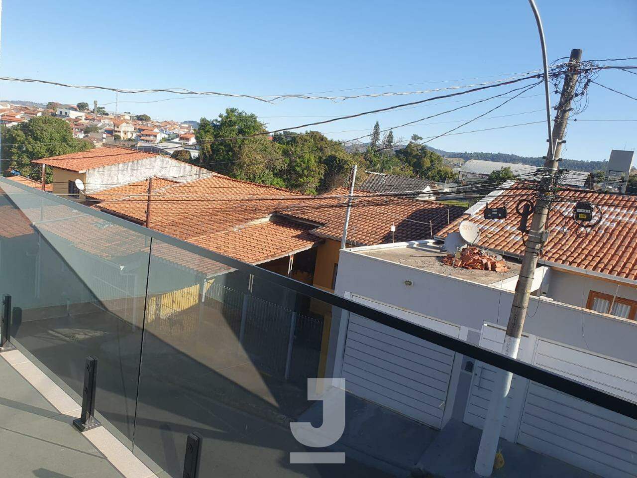 Casa à venda com 3 quartos, 85m² - Foto 2