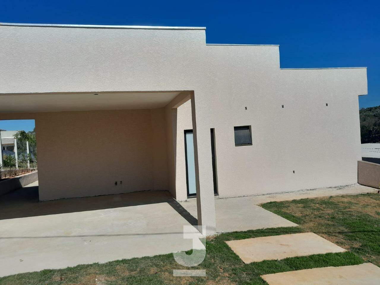 Casa à venda com 3 quartos, 153m² - Foto 1