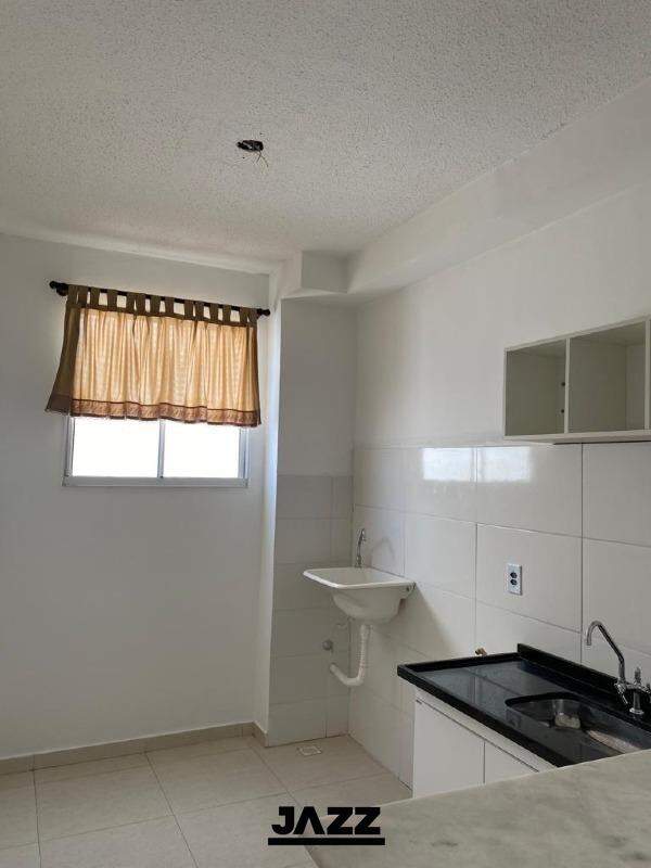 Apartamento à venda com 2 quartos, 44m² - Foto 2