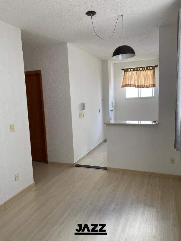 Apartamento à venda com 2 quartos, 44m² - Foto 1