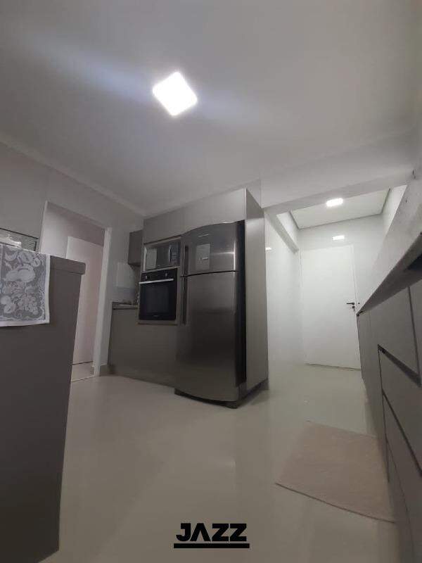 Apartamento à venda com 3 quartos, 86m² - Foto 15