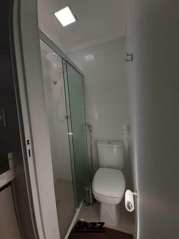 Apartamento à venda com 3 quartos, 86m² - Foto 19