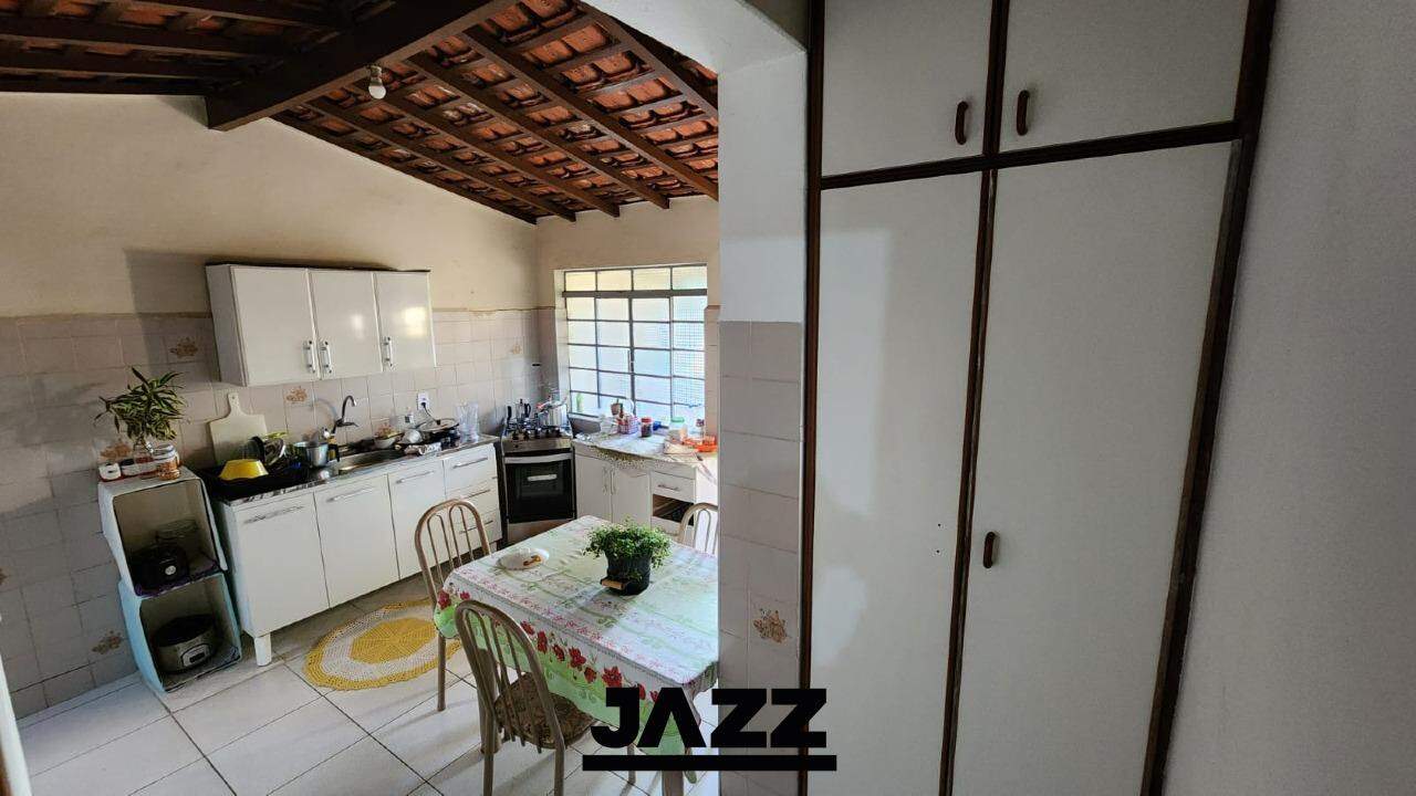 Casa à venda com 3 quartos, 132m² - Foto 5