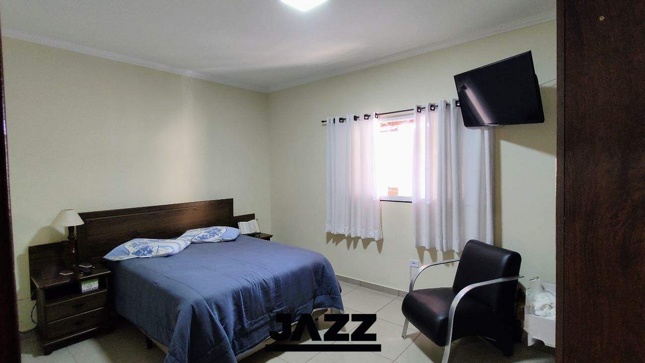 Casa à venda com 2 quartos, 130m² - Foto 11